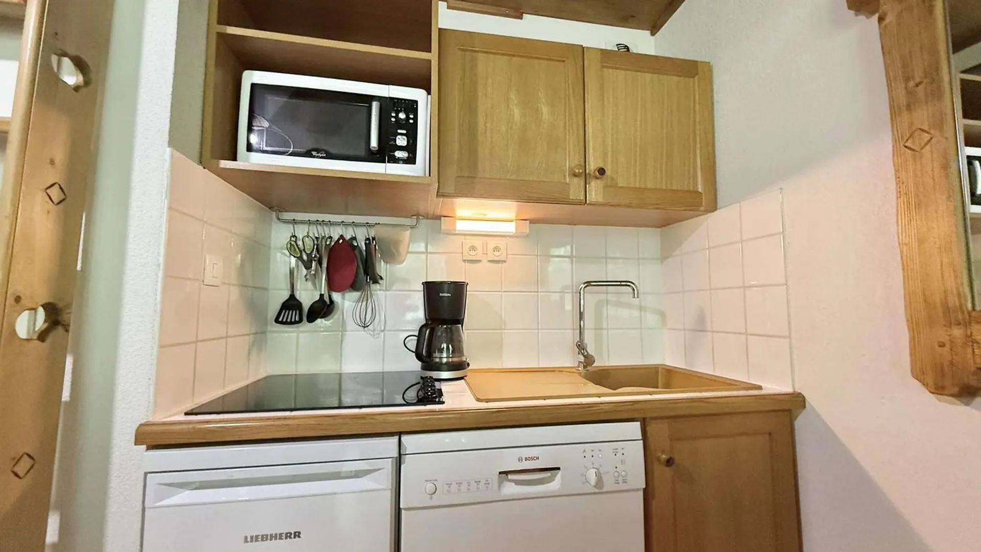 Apartment Studio Cabine Mezzanine A Praz-Sur-Arly, Proche Pistes Et Lac, Parking, Balcon, 6 Pers. - Fr-1-603-105